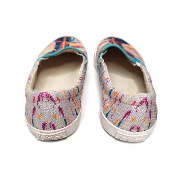 Inkkas Thai elephant colorfull slip on sneakers size 5 youth. - Picture 5 of 8